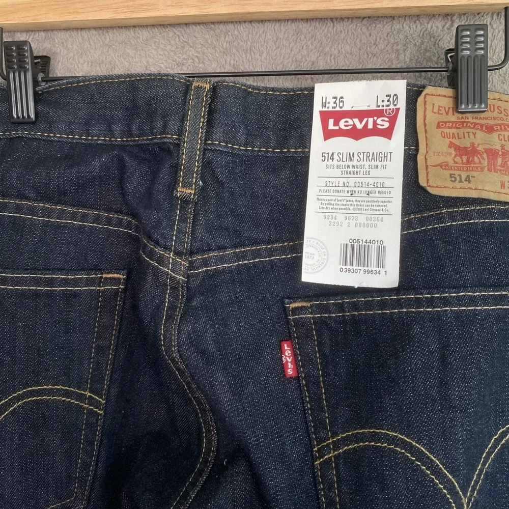 NWT Levis Mens 514 Jeans Size 36x30 Blue Denim Rigid Slim Straight Dark Wash